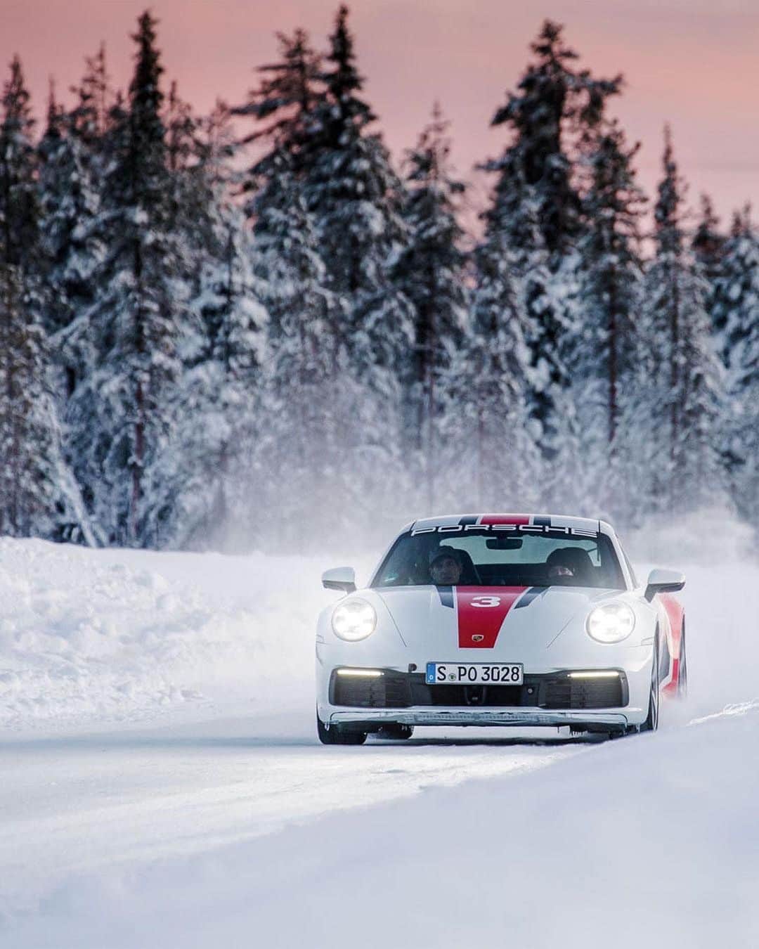 Porscheのインスタグラム