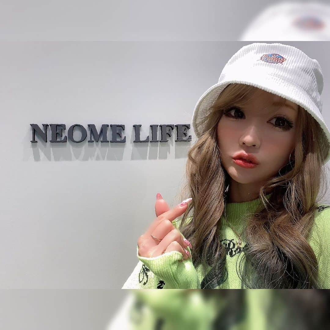 うどんさんのインスタグラム写真 - (うどんInstagram)「たまには身体のメンテもしてあげないとね♡  今回 ネオミーライフ @neome_life  堅木さん @masaki_neomelife にやってもらいました😊🙏 . 堅木さんもスノーボーダーなので🏂🎵 スノボで身体の辛いところとかも理解してくれてて 背術後は身体がとってもスッキリ軽くなって癒やされました〜🤤 他にも、自分で出来るセルフケアストレッチなども色々教えて貰えてとっても参考になりました😆✨ . ありがとうございました😊🙏 . 初めての人は今だけ60分550円で受けられるみたいだから、体の歪みやスノボで疲れてる体を改善するのに行ってみてね🤩🙌 . ps.この日お腹ぷよってるのは触れないで😂 . . . .  #睡眠サロン #睡眠障害 #睡眠改善 #睡眠 #睡眠改善サロン #ストレッチ整体 #ヘッドスパ #小顔 #美尻  #肩こり改善 #整体 #腰痛 #腸マッサージ #姿勢改善  #ストレッチ #骨盤矯正 #美脚 #巻き肩改善 #脚痩せ  #体質改善 #インスタダイエット #脚やせ #筋トレ女子 #ダイエット #トレーニング #広尾 #広尾ジム  #neomelife #ネオミーライフ」2月25日 20時29分 - udoooonn