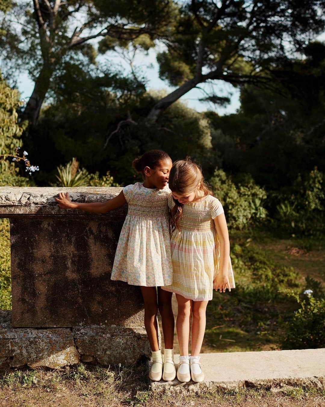 bonpointのインスタグラム：「Comme un air de Printemps... the timeless Duchesse dresses are adorned with the new colors of Spring and joyful delicate patterns. #bonpoint #spring #ne #duchessedress #newcollection #girl」