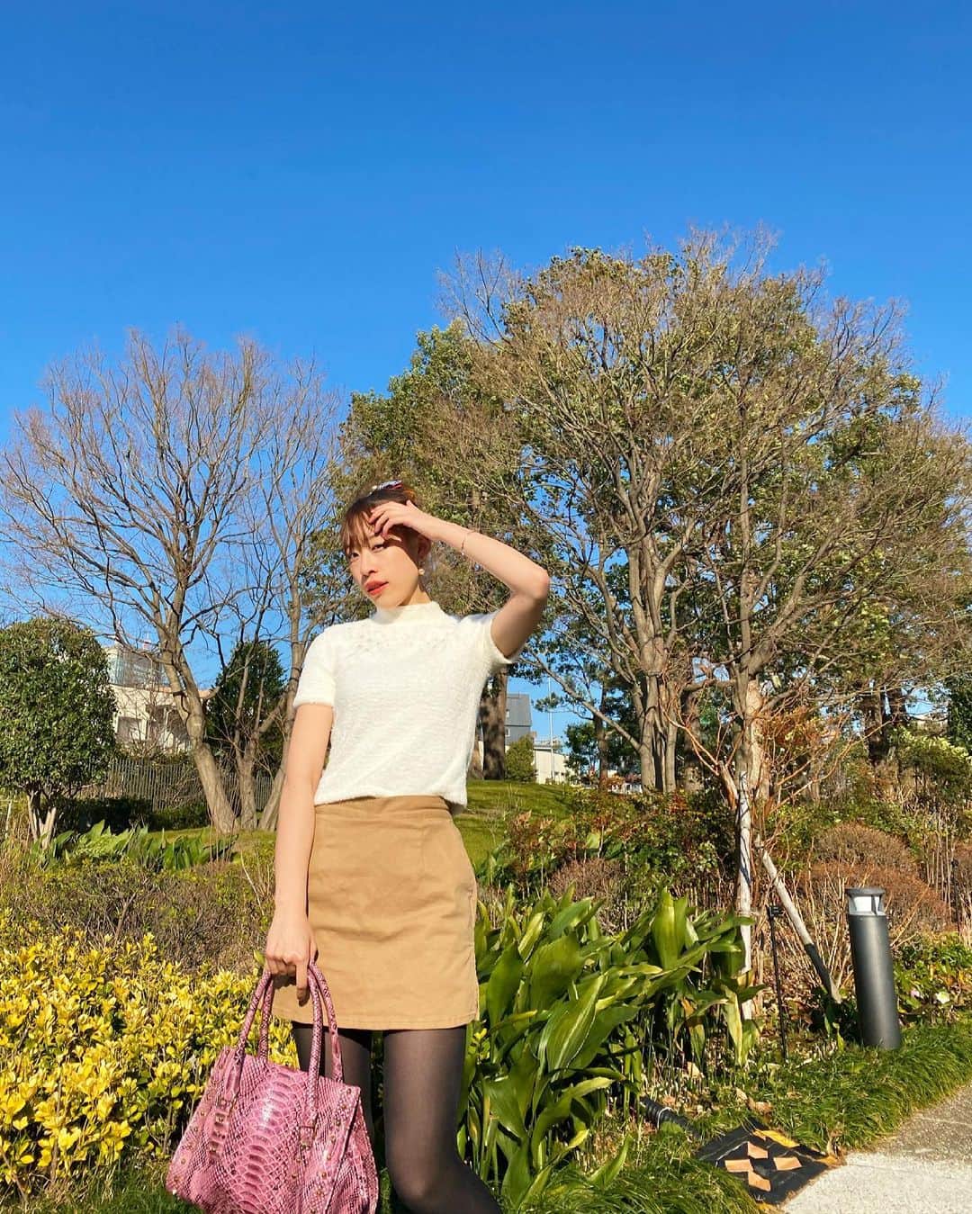 宮島小百合のインスタグラム：「#春#springfashion  #springday #springflowers  💕🍩  #zara #zarawomen  #zarahome #zarasale  #wego #ugg #uggs #uggshoes」
