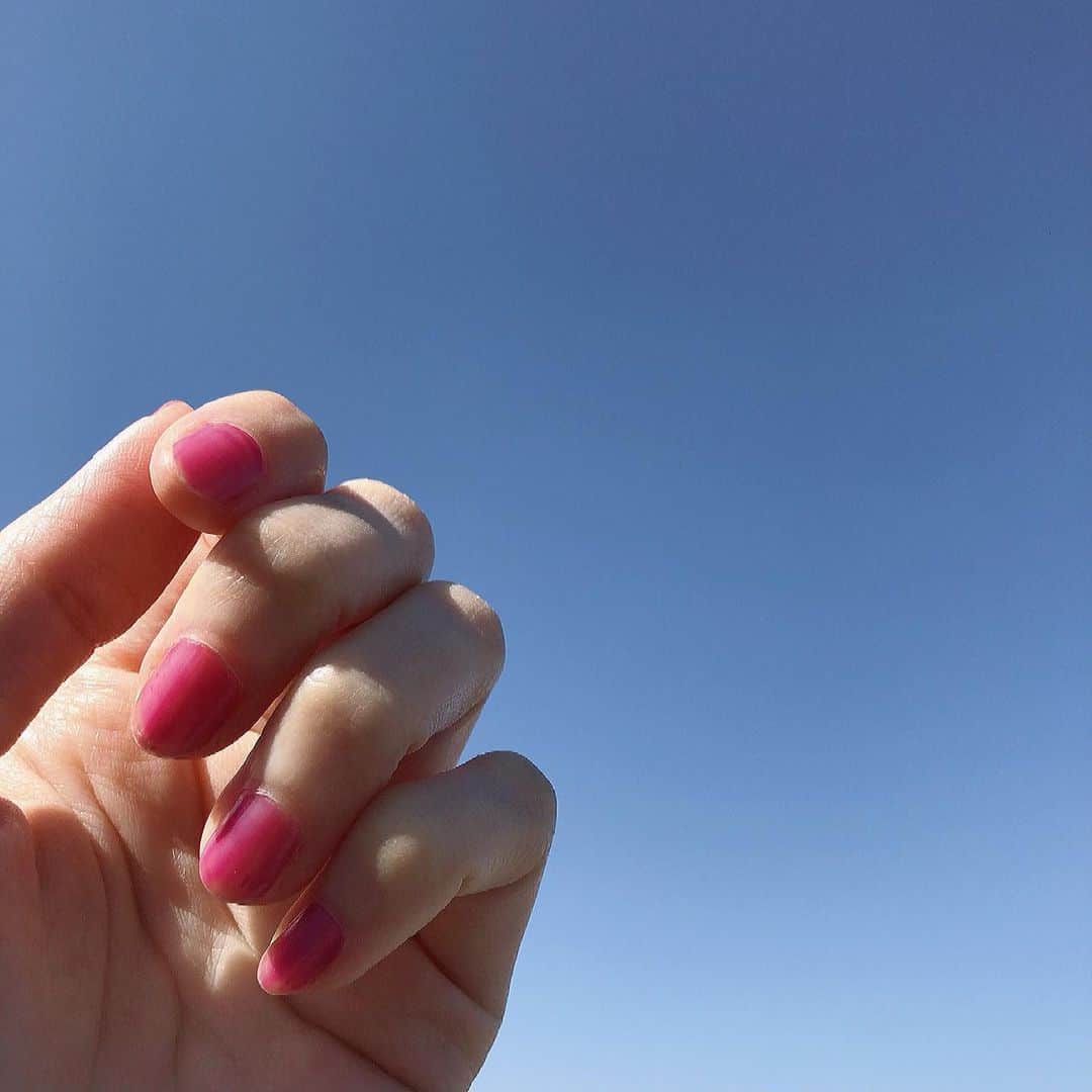 西脇梨紗さんのインスタグラム写真 - (西脇梨紗Instagram)「ネイルのお色がとても可愛い記念🧚」2月25日 20時52分 - risa_nishiwaki