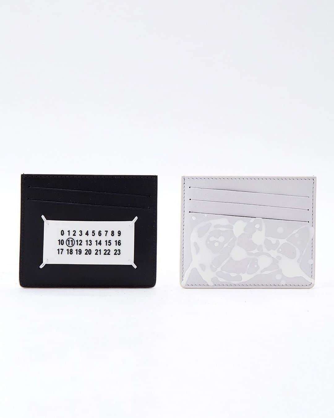 エルエヌシーシーのインスタグラム：「Make your mark in new season paint-splattered accessories from @maisonmargiela」