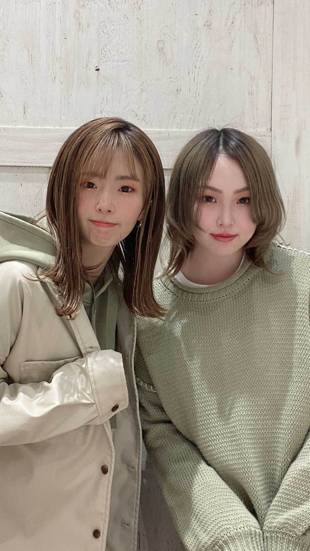 のインスタグラム：「[staff]aya 159cm sana 159cm ⬇️インスタ紹介アイテムのURL⬇️  https://210nouve.online/?mode=grp&gid=2447256  2/25(木)～スペシャルプライス👇👇 全て20%OFFになります‼️  (2229434)エコレザーノーカラーシャツジャケット ¥5.390→¥4.312  (251930211226)ハンドステッチバックスリットプルオーバー ¥5.390→¥4.312  (2229706)ティアードバンドカラーフレアワンピース ¥4.950→¥3.960  (2229745)ピグメントスリットフレアデニムパンツ ¥6.050→¥4.840  (54210G166)チェーンポシェットBAG ¥2.530→¥2.024  ※全て税込価格で表示しております‼️」