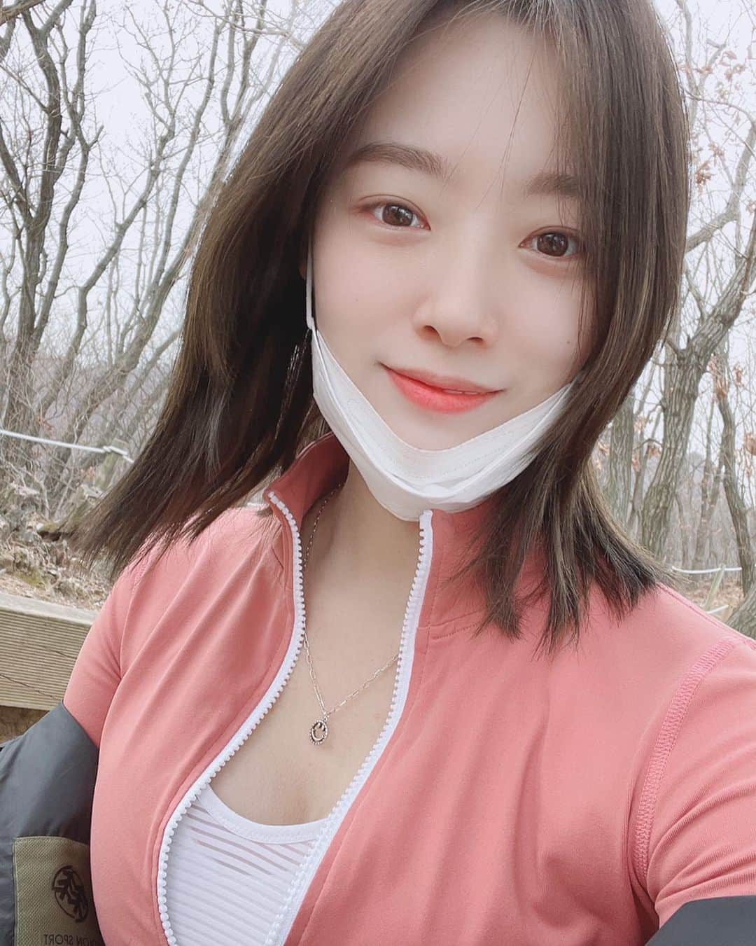 ナリ のインスタグラム：「#청계산#등산#백숙 다신안갈뤠😑...」