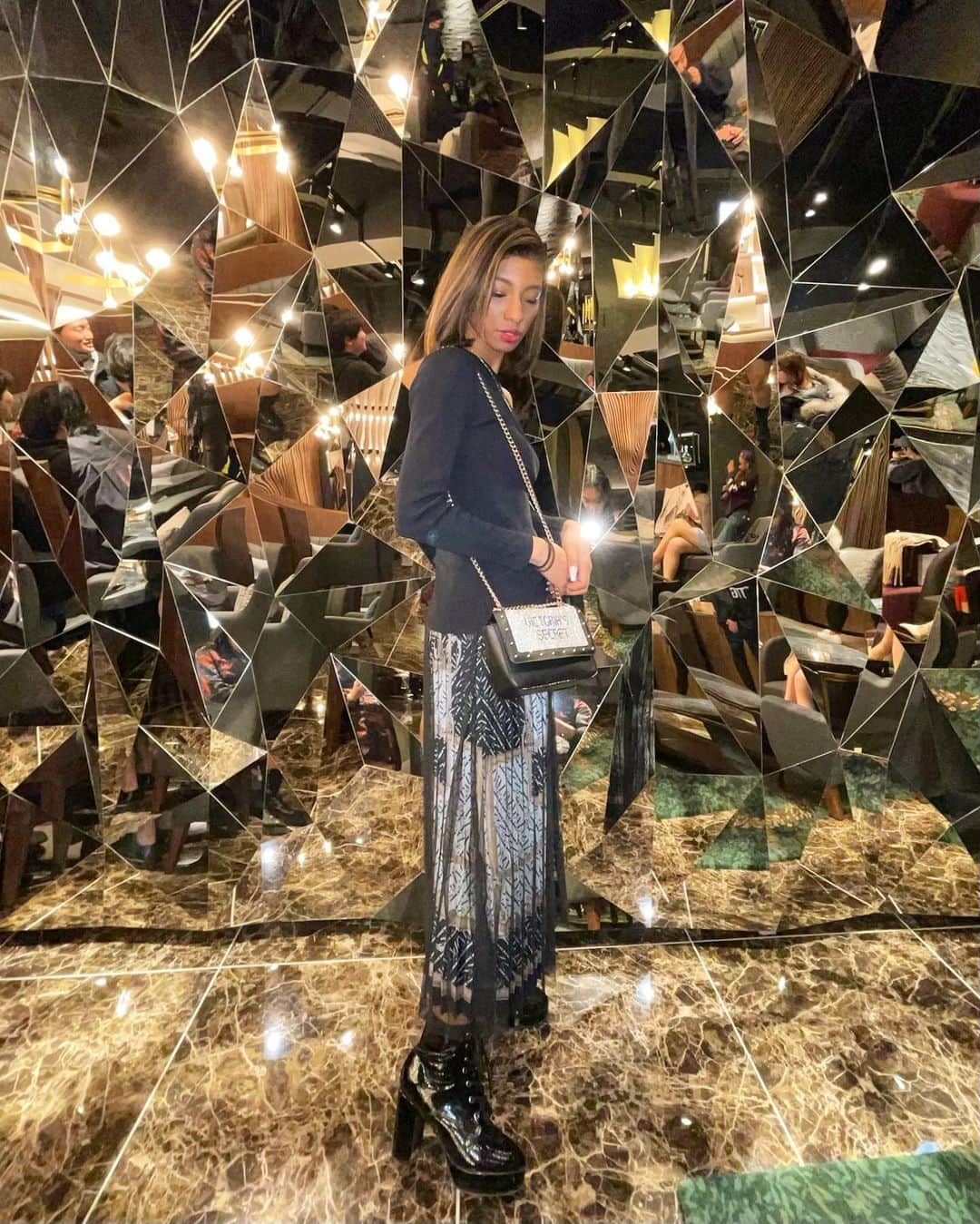 鈴木リサのインスタグラム：「凱旋そーとー楽しかった🎤✨ . 高校生ラップ選手権に高校生の頃行ってた時ぶりにMC LIVE生で見たけど本当に泣いた😭  #ラップできないけどラップ大好きぽい#凱旋」