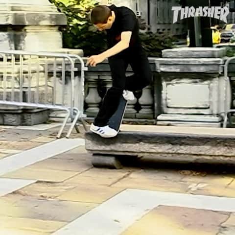 スラッシャーのインスタグラム：「The UPPER WEST SIDE CURB CLUB video is now playing on all Thrasher channels 🗽 🎬 @organicphruits」