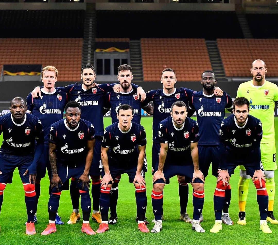 のインスタグラム：「Braćo ovo je Zvezda. Dokazali smo da smo veliki. Borili se kao lavovi. Ponosni možemo da budemo.  Volim Zvezdu zbog ovoga 🔴⚪️❤️💪🏻」