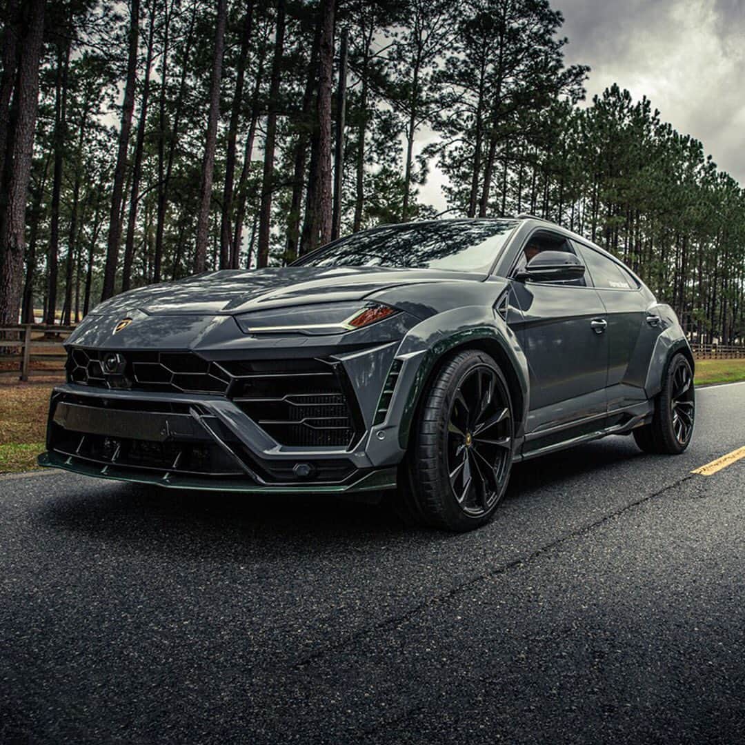 HYPEBEASTさんのインスタグラム写真 - (HYPEBEASTInstagram)「@hypebeastcarclub: @1016industries has revealed a full carbon fiber widebody @lamborghini Urus capable of 800HP. The SUV was made using a special and incredibly extensive prepreg process that sees multiple layers of carbon layered over each other at varying angles. The result creates a “Storm Grey” and “Jade” carbon weave that’s rigid, flexible, and tough which in turn makes for a stronger body kit that can be manipulated to create fluidity throughout the design, thus improving aerodynamics. Click the link in bio for more info.⁠⁠ Photo: 1016 Industries⁠」2月26日 8時06分 - hypebeast