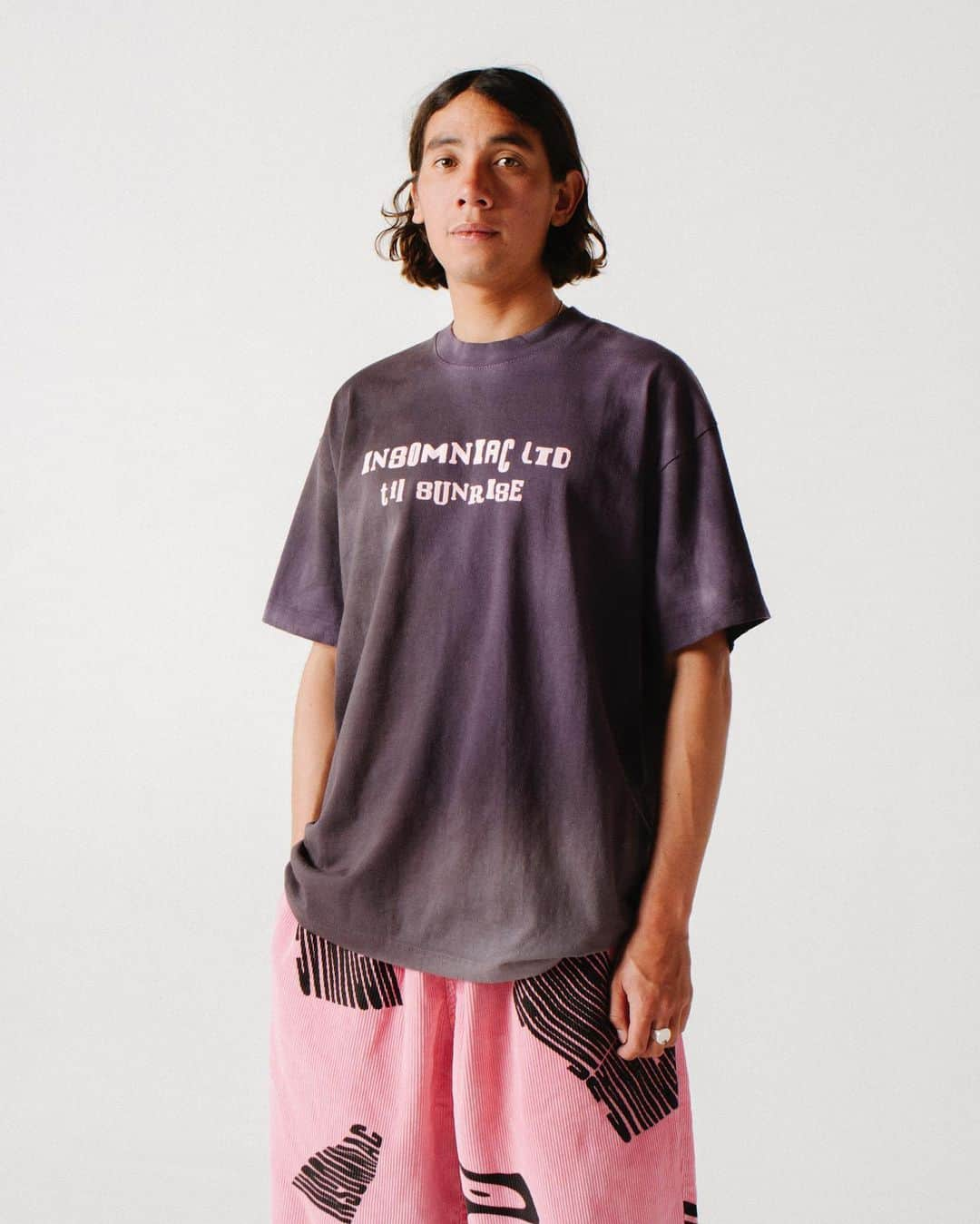 サキャスティックのインスタグラム：「@insomniacltd Pre Spring   Sunrise S/S Tee Purple & Black 6.5 oz medium weight cotton T, pre-shrunk, custom tie dye design, silkscreen front and back print, made in USA.  Vertigo Corduroy Pant Pink Printed and garment dyed 8 wale corduroy, custom drawcord. Made in the USA.  Opaque Sweatpant Purple Heavyweight cotton fleece, pre-shrunk, custom logo drawcords, embroidered patch, back patch pocket. Made in the USA.」