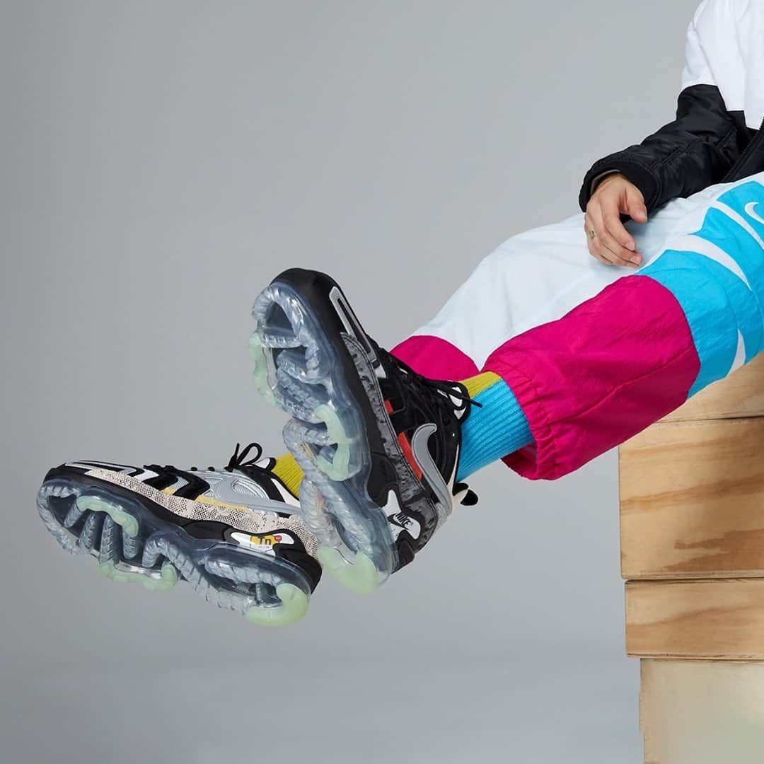 Foot Lockerのインスタグラム：「Embrace the wild side. Grab the all-new #Nike Vapormax Evo online.」