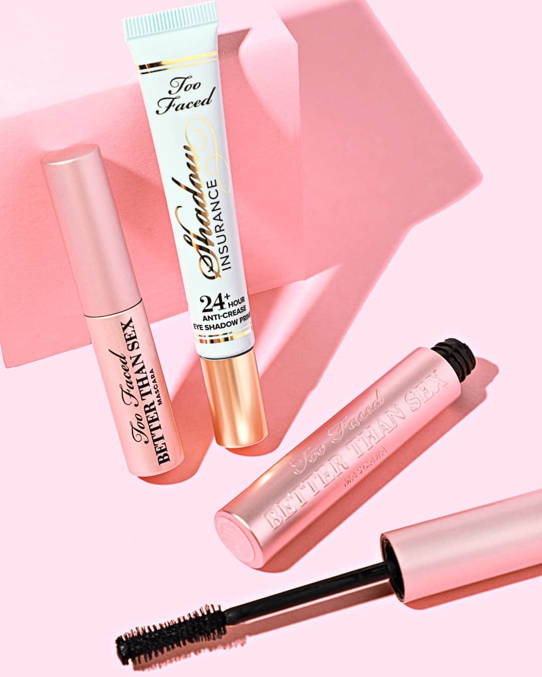 Too Facedのインスタグラム：「Eye-conic essentials! 💕 Get the perfect eye glam using our Shadow Insurance Primer to lock down pigment and top off your look with Better Than Sex Mascara! #toofaced #betterthansex」