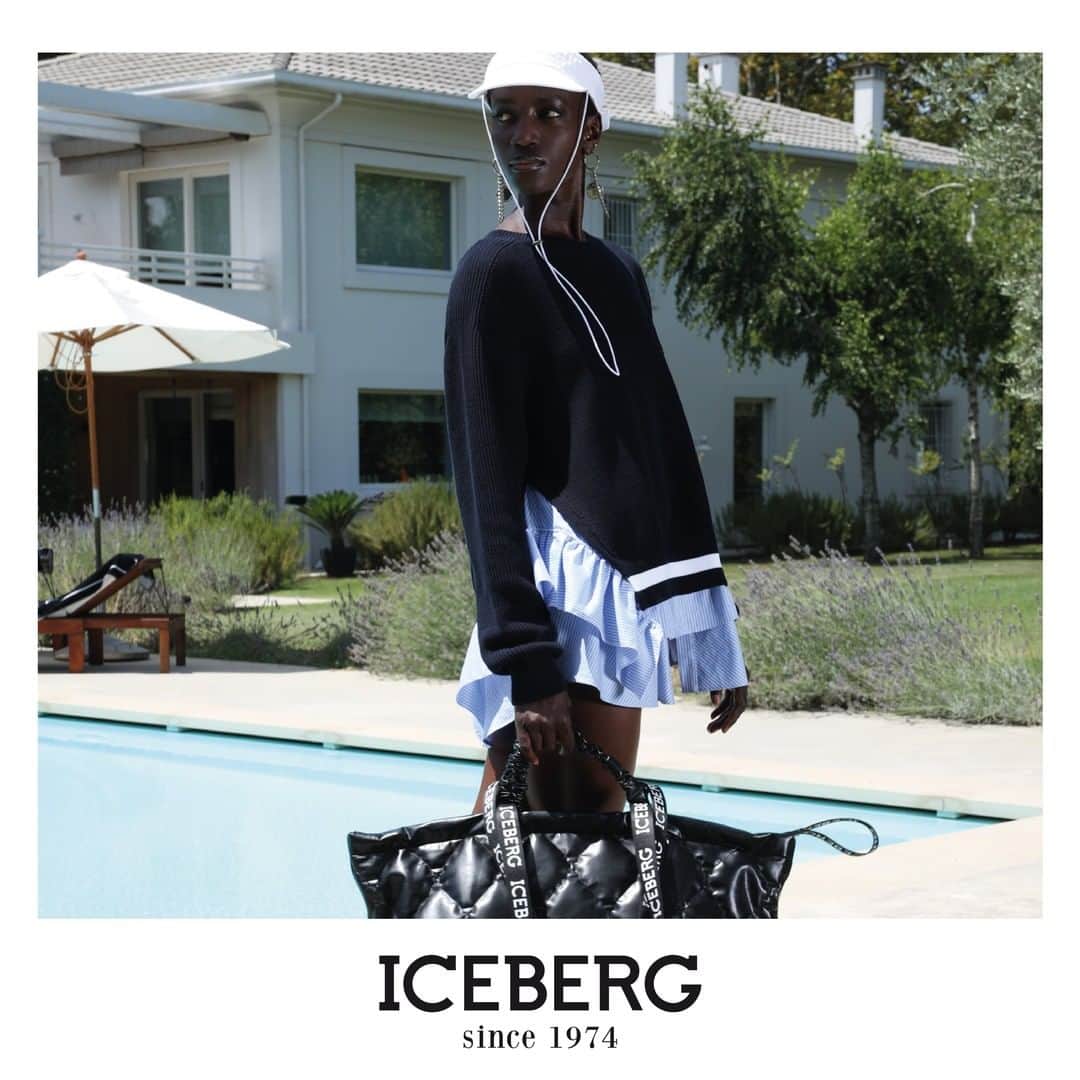 アイスバーグのインスタグラム：「Poolside shades of blue #Iceberg1974 #SS21 #sportswear @iamrosaliendour @jameslonglondon」