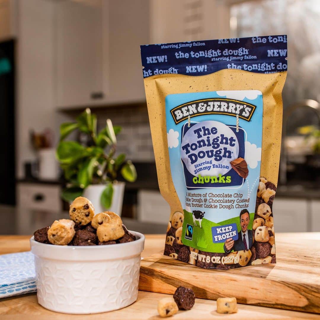 Ben & Jerry'sさんのインスタグラム写真 - (Ben & Jerry'sInstagram)「The Tonight Dough family just got even sweeter! Introducing The Tonight Dough Non-Dairy and The Tonight Dough Chunks, the 2 newest ways to do the dough!⁠⁠ ⁠⁠ Find The Tonight Dough Non-Dairy near you at the link in our bio!」2月26日 1時18分 - benandjerrys