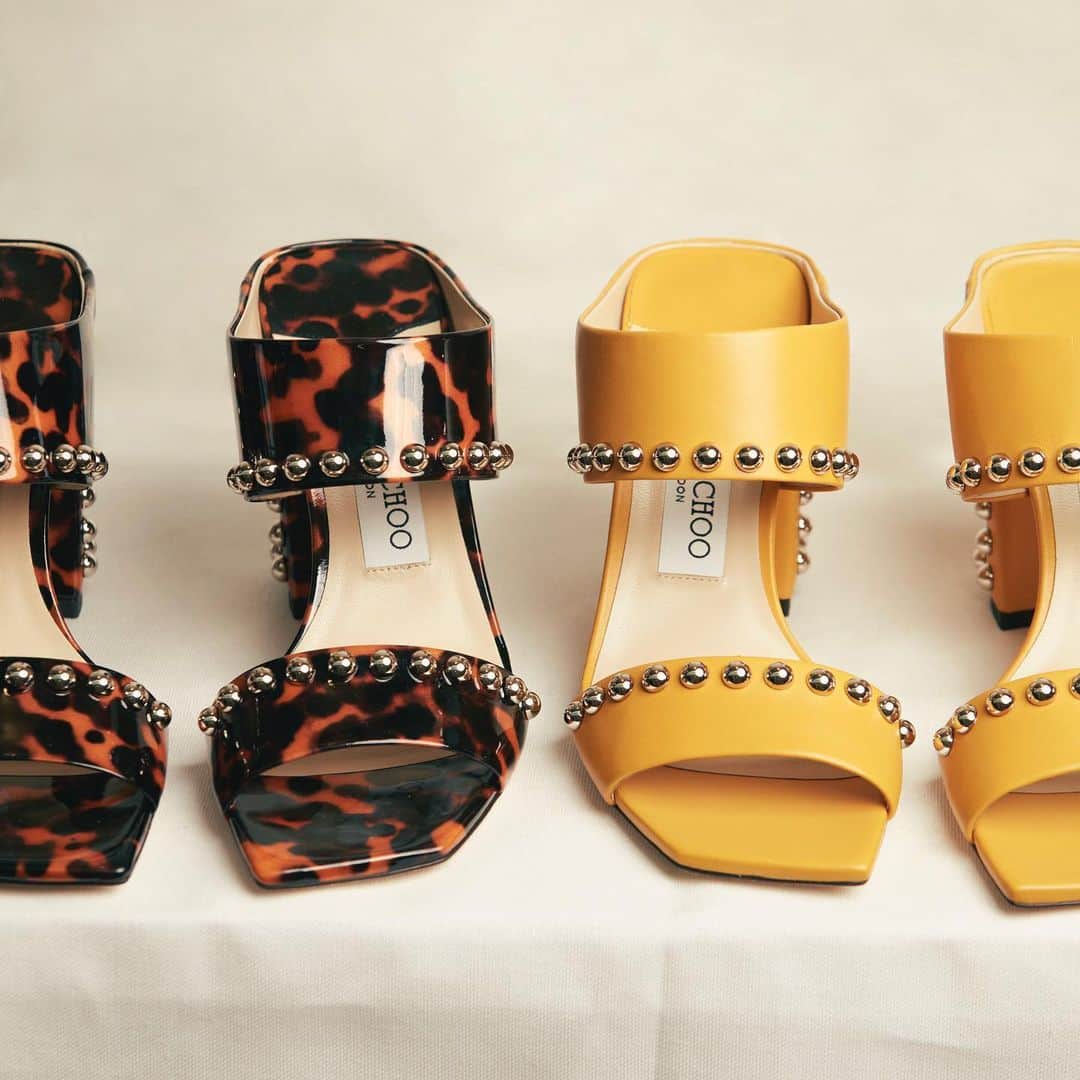 Jimmy Chooさんのインスタグラム写真 - (Jimmy ChooInstagram)「Pair-with-anything tortoiseshell or sunshine-for-the-sole yellow, which MATTY mules will you choose? #JimmyChoo」2月26日 1時55分 - jimmychoo