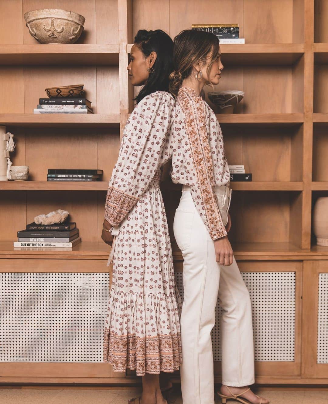 クレオベラのインスタグラム：「The Blakely Midi & Freya Blouse both feature our Windsor hand woodblock print on swiss dot dobby fabric. Shop new arrivals via link in bio!」
