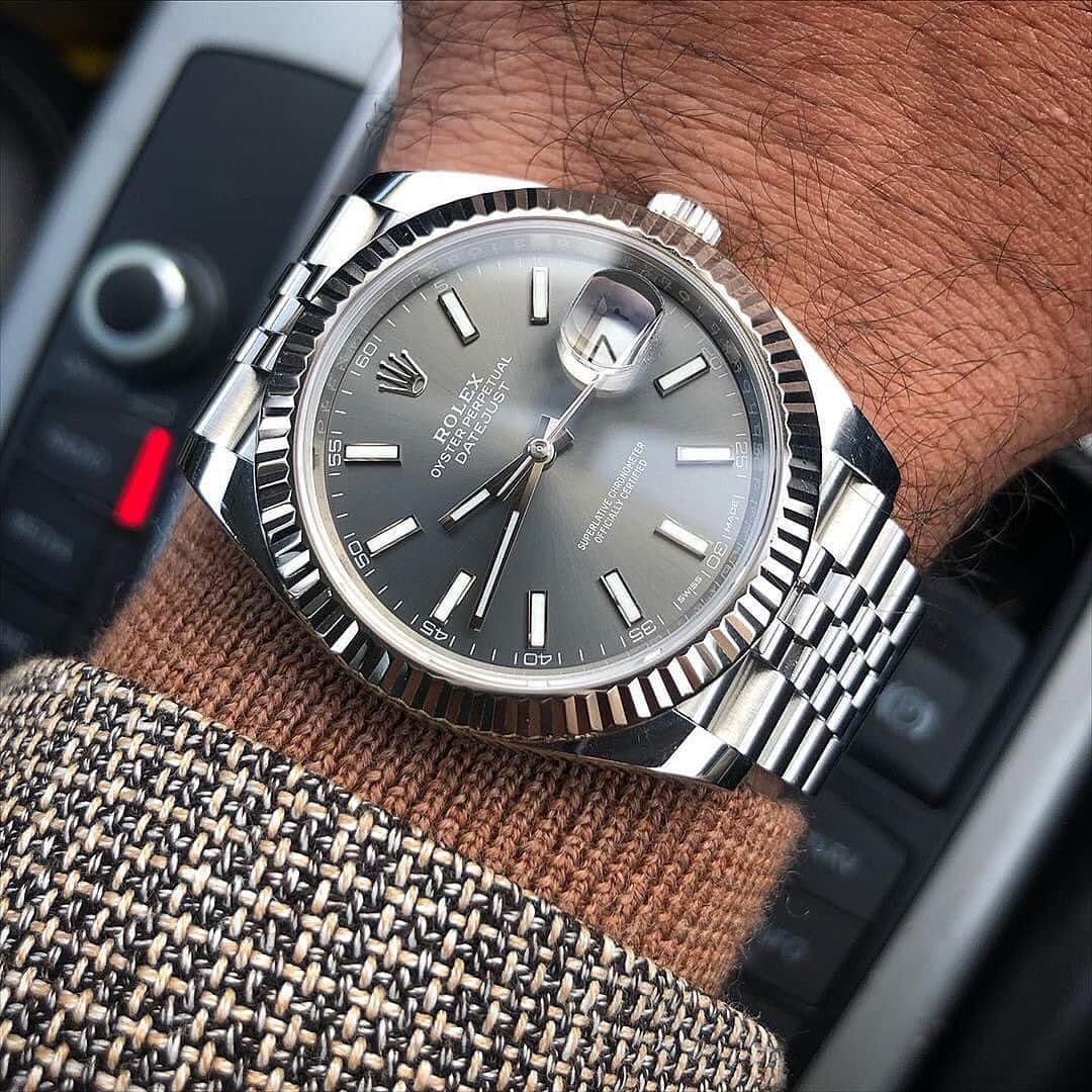 Daily Watchさんのインスタグラム写真 - (Daily WatchInstagram)「Drool time 🤤 Rolex Datejust 41 with stunning rhodium dial. Photo by @mrwatch85」2月26日 2時24分 - dailywatch