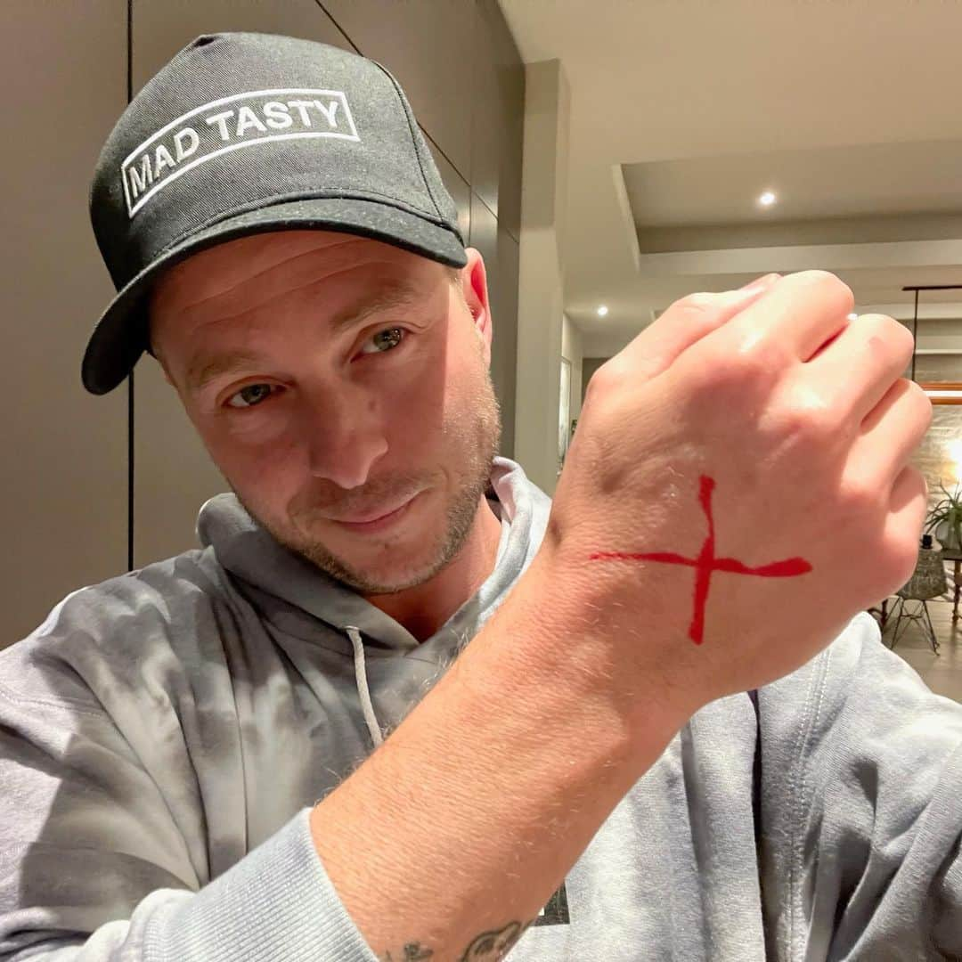 OneRepublicさんのインスタグラム写真 - (OneRepublicInstagram)「Right now, there are over 40 million people who are trapped in slavery. Let’s #endit. Join us and @ijm by adding your voice to the fight and telling Congress to continue anti-trafficking initiatives. Link in bio.」2月26日 2時48分 - onerepublic