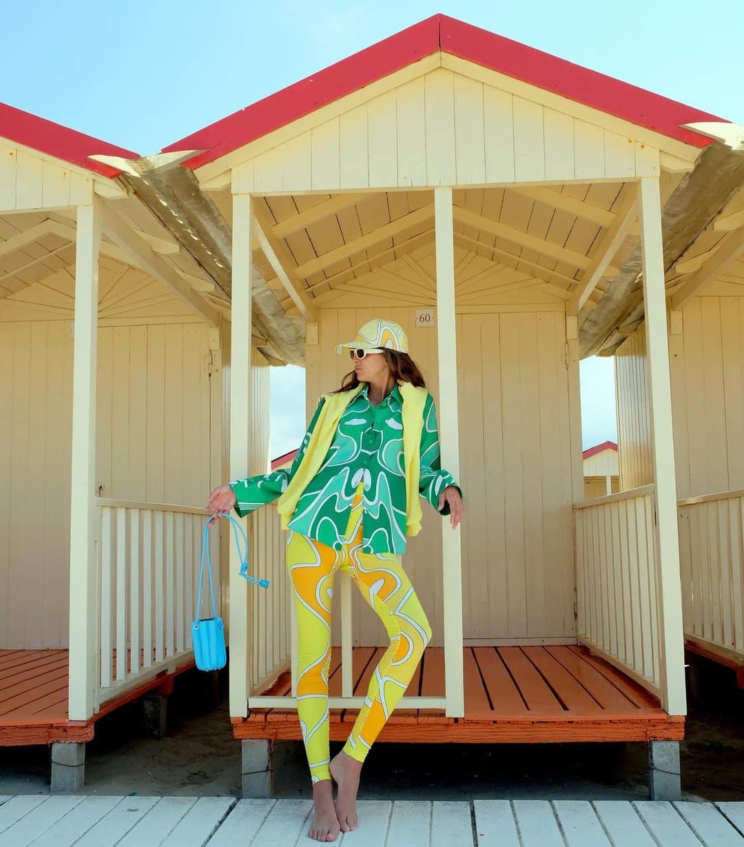 サラバターリアのインスタグラム：「...JOIE DE VIVRE  SPRING SUMMER 21   Nicole wears the Sunset leggings, Acqua Plissè Bucket XS with shirt in Mojito color  Available on sarabattaglia.com and in the best stores  #SaraBattaglia #JoieDeVivre」
