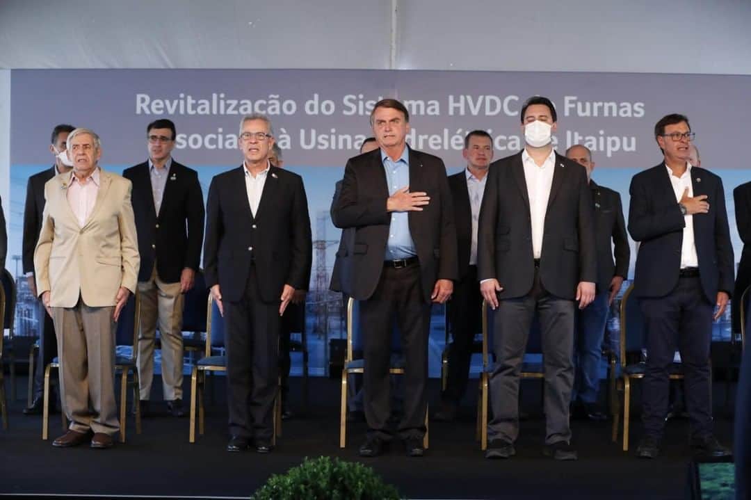 ジルマ・ルセフさんのインスタグラム写真 - (ジルマ・ルセフInstagram)「O Presidente Jair Bolsonaro participou, na manhã desta quinta-feira (25), da cerimônia de lançamento da revitalização do Sistema HVDC de Furnas Associado à Usina Hidrelétrica de Itaipu. O evento aconteceu em Foz do Iguaçu (PR). 📷: Alan Santos/PR」2月26日 3時34分 - presidenciadobrasil