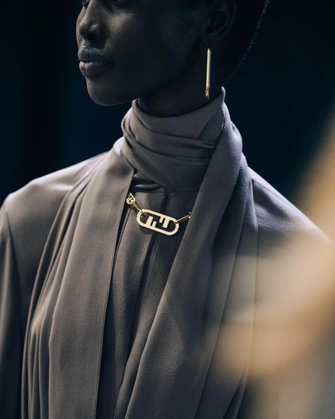 Fendiのインスタグラム：「A pragmatic, powerful, and undeniably feminine vision. Take a closer look at @MrKimJones debut #FendiFW21 ready to wear collection on Fendi.com  Artistic Director of Couture and Womenswear Collections: @MrKimJones Artistic Director of Accessories and Menswear Collections: @SilviaVenturiniFendi Jewellery Creative Director: @delfinadelettrez  Styling: @themelanieward Hair: @guidopalau Makeup: @peterphilipsmakeup Nails: @beautick_official Casting: @shelleydurkancasting」