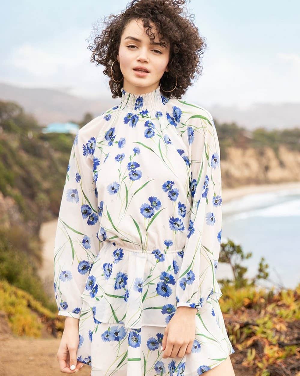 のインスタグラム：「Dress goals. Meet our new print for Spring 💙 #springcollection」