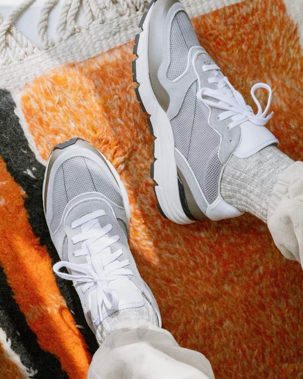 ジョン エリオットのインスタグラム：「COOL GREY. Tomorrow...Link in bio to sign up for early access.」