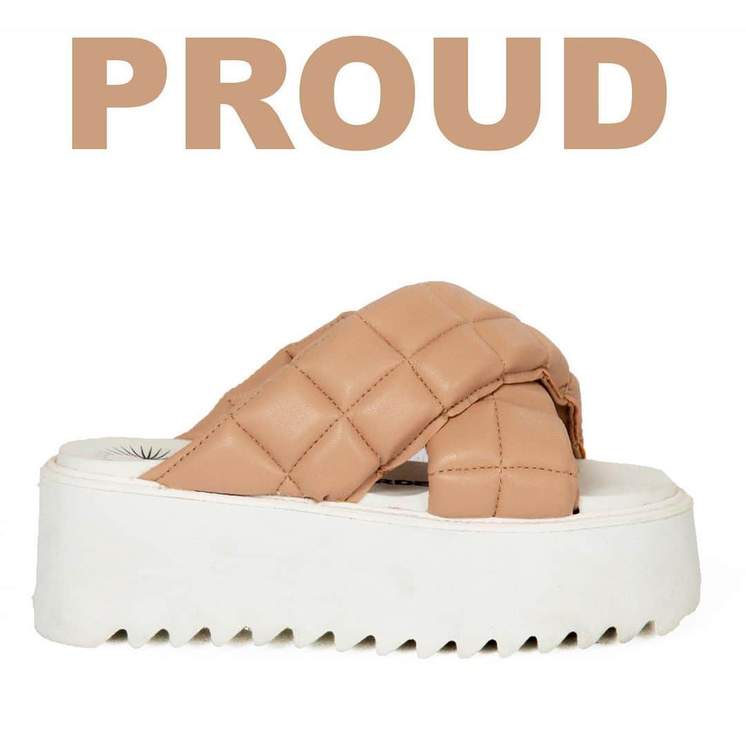 ブルーノボルデーゼのインスタグラム：「NEW ARRIVAL!  Spring summer 21 PROUD SANDAL WEDGE Www.brunobordese.com #brunobordese #sandali #fashion」