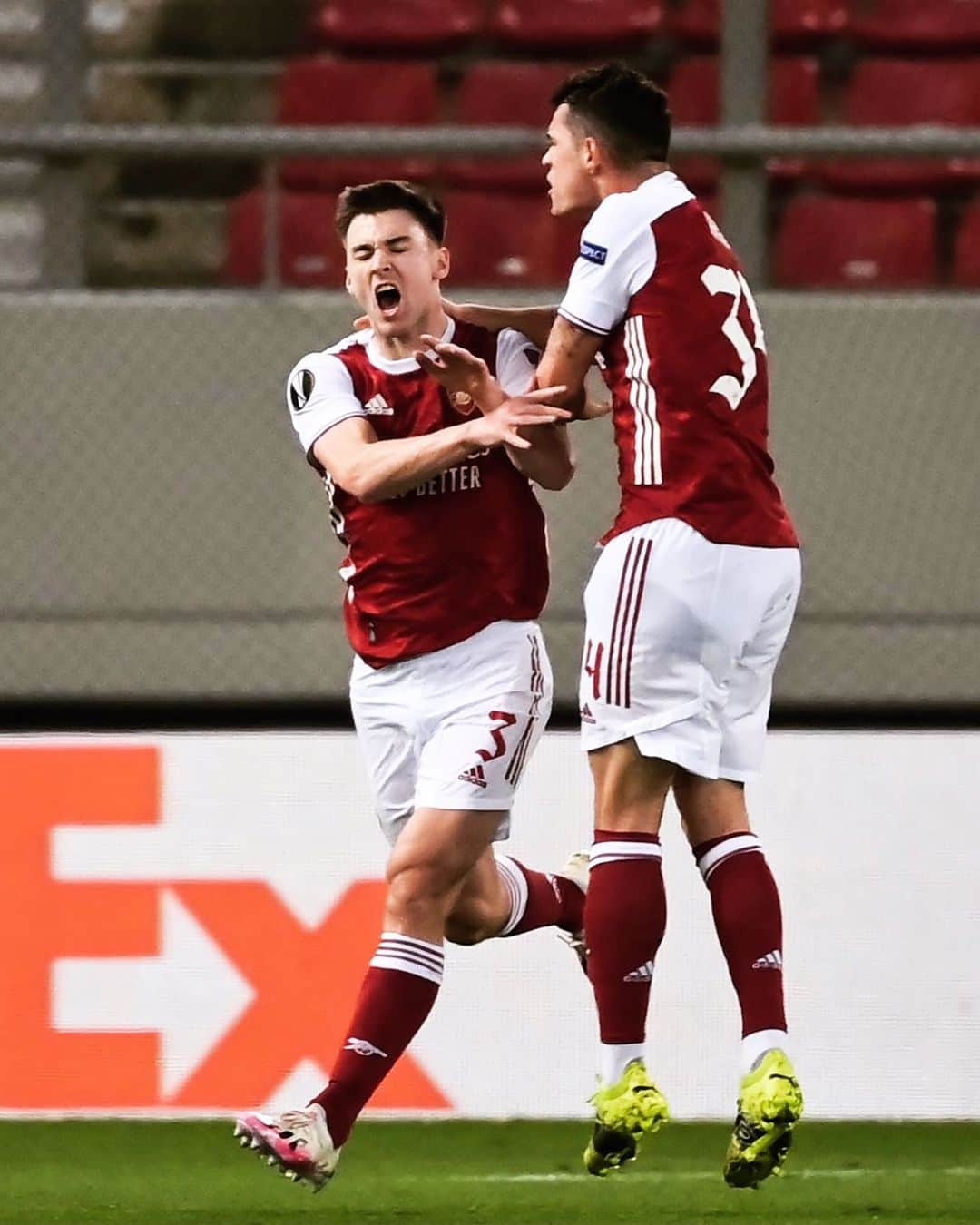 アーセナルFCさんのインスタグラム写真 - (アーセナルFCInstagram)「👊KT makes it 2-2!  Come on you Gunners!  #Arsenal #UEL #Tierney」2月26日 4時26分 - arsenal