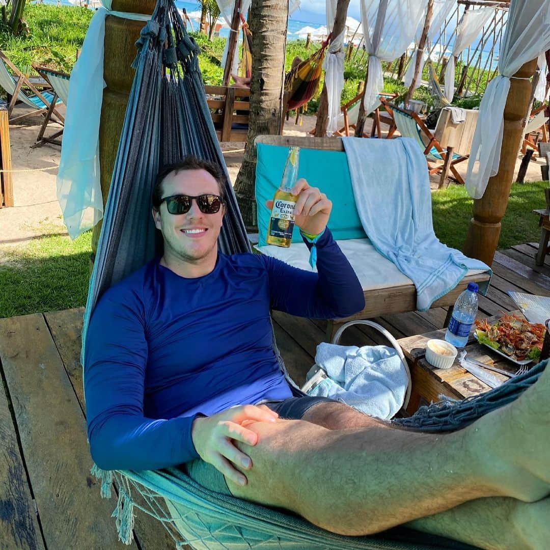 エンリケ・ロドリゲスのインスタグラム：「Já to vacinado! Coronavac na veia! 💉💊」