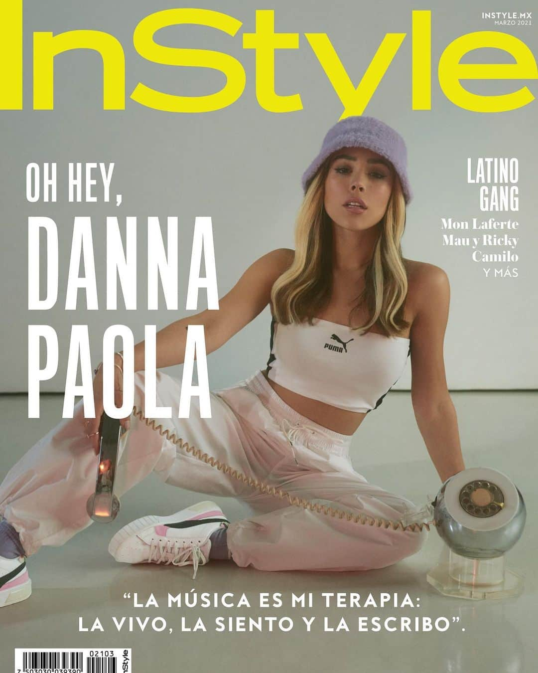 Danna Paolaさんのインスタグラム写真 - (Danna PaolaInstagram)「@instylemexico 🤍 thank you all!!! - 📸 by @tawfick  - @pumamexico  - Glam by @emmimua & @alvarezomar」2月26日 5時16分 - dannapaola