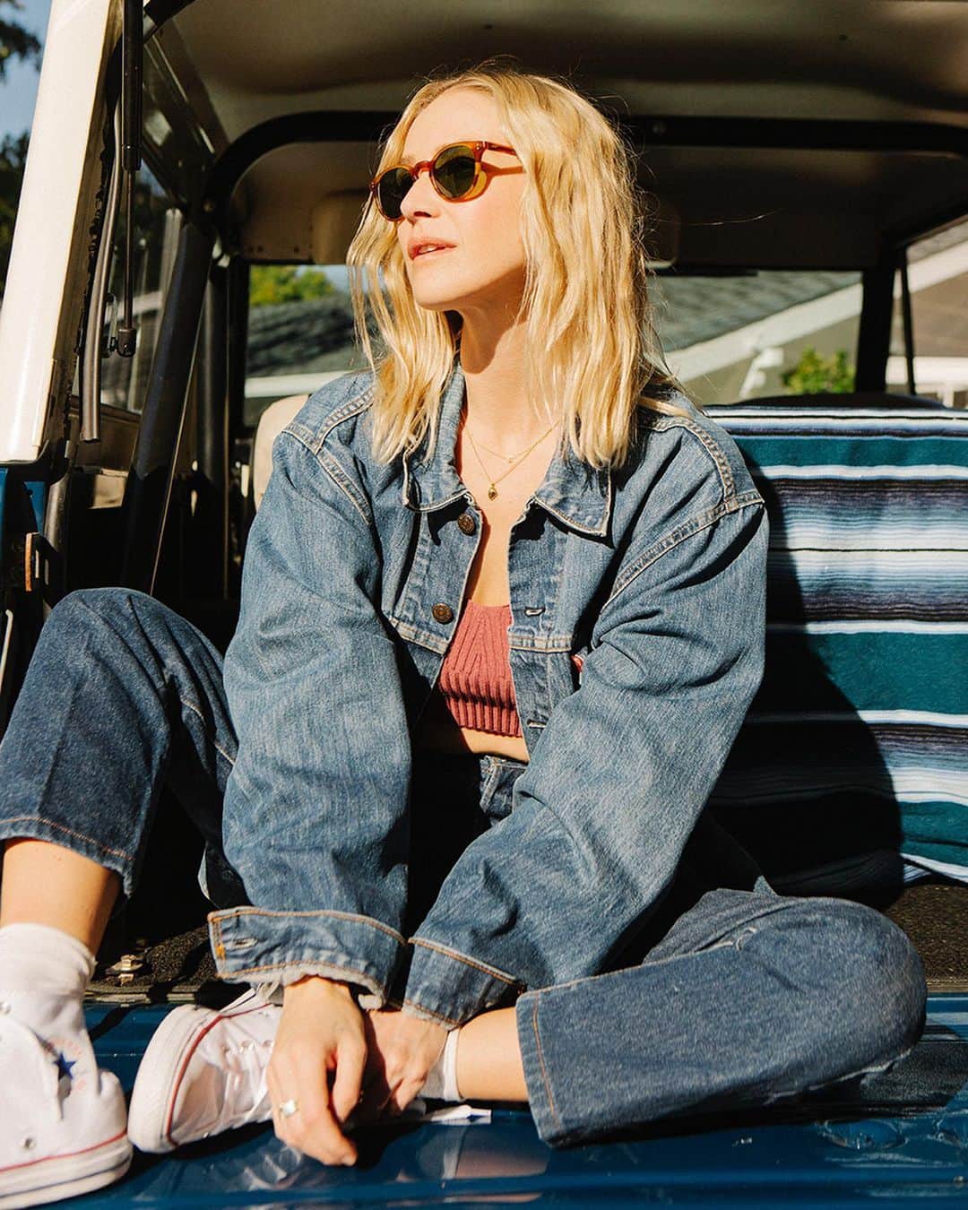 ジーエルシーオーのインスタグラム：「Let’s load up the Bronco and go.」