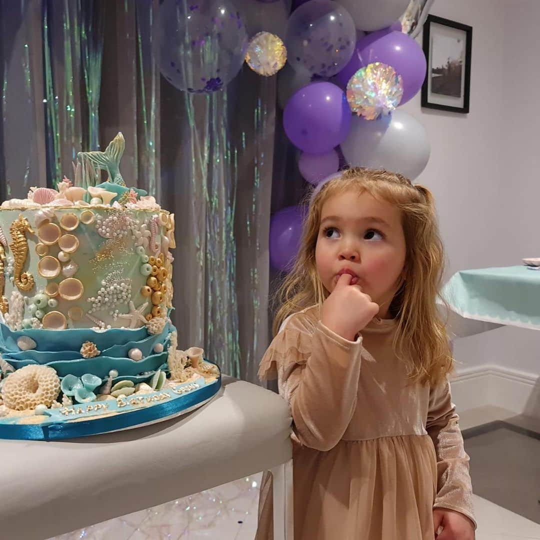 アシュリー・コールさんのインスタグラム写真 - (アシュリー・コールInstagram)「Happy 3rd birthday my princess ❤️」2月26日 7時08分 - theofficialac3