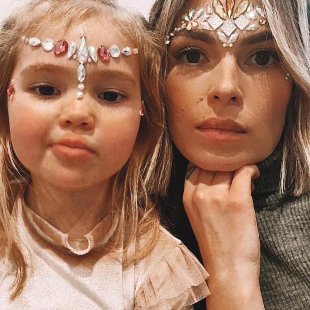 アシュリー・コールのインスタグラム：「Happy 3rd birthday my princess ❤️」
