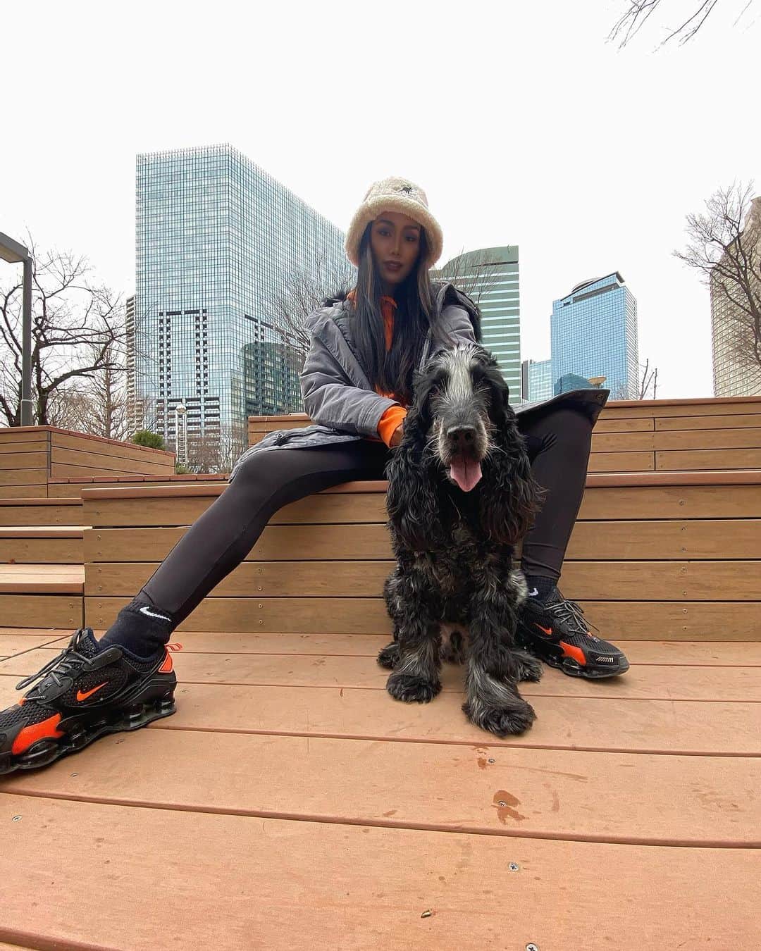 藤本紫媛のインスタグラム：「My buddy🐶🌈」
