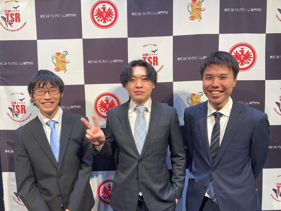 東京スポーツ・レクリエーション専門学校さんのインスタグラム写真 - (東京スポーツ・レクリエーション専門学校Instagram)「学習成果発表会を本日開催しました✨﻿ ﻿ 学生が所属するセクションにて日頃の成果を﻿ 発表しました🏫🎒🎓📔﻿ ﻿ 今回はコロナウイルス感染拡大防止の観点から、﻿ 発表学生以外はオンラインでの開催となりました👨‍💻﻿ ※感染対策を実施した上で行いました。﻿ ﻿ 全26セクションの中から、中間発表会により﻿ 選抜されたさ5セクションが発表しました‼️﻿ ﻿ 学生生活での学びがとても分かりやすく伝わり、﻿ 成長を実感することが出来ましたね👨🏻‍🏫﻿ ﻿ ここまでの経験を活かして今後の活躍を期待して﻿ います！﻿ みなさんお疲れ様でした🙌🏻﻿ ﻿ #撮影時のみマスクを外しています」2月26日 16時50分 - jikeitsr