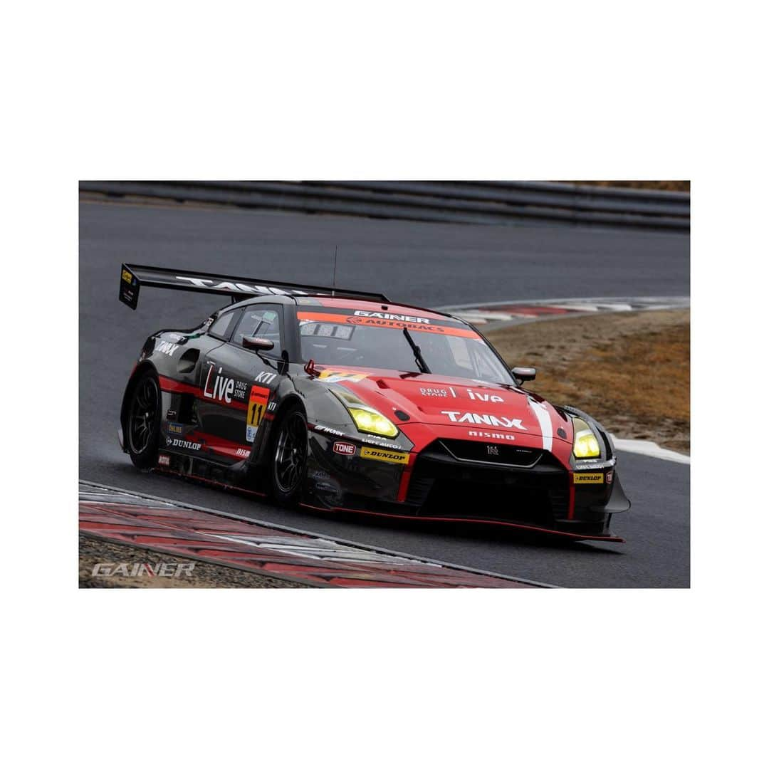 平中克幸さんのインスタグラム写真 - (平中克幸Instagram)「. 僕らのSUPER GT 2021シーズンも いよいよ始動しました！ . . しかし天気は生憎の雨…。それでも 良いテストができました！！ . . 明日はスーパー耐久のテストに合流です。 . . . #supergt #gainer #tanax #gtr #nissan #nismo #koshidoracing #ficata #アリア #制動屋 #bigdaddygraphics #gt300 #eyevol #monocolle #天ぷら料理花歩」2月26日 17時28分 - katsuyukihiranaka