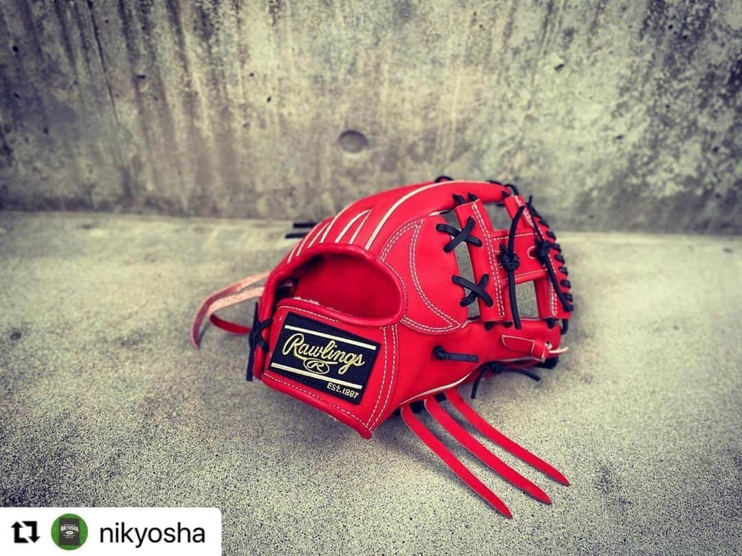 Rawlings Japanさんのインスタグラム写真 - (Rawlings JapanInstagram)「#Repost @nikyosha with @make_repost ・・・ ・ ・ Rawlings size 11.25インチ ￥46,640 tax in ・ 硬式グラブ これめちゃくちゃいいですよ。 大きさは小さめです。 ポケットは深めでいい感じ！ 型付け加工を済ませているので 即戦力で使えます！ 新入生なんかおすすめですね！ ・  #rawlings  #ローリングス #硬式グラブ #硬式グローブ #野球グローブ #高校野球 #おすすめ #メジャー #メジャーリーガー #かっこいい #アメリカン #オレンジ #ディープオレンジ #ラスト #最後の1点 @rawlings_japan_llc」2月26日 17時35分 - rawlings_japan_llc