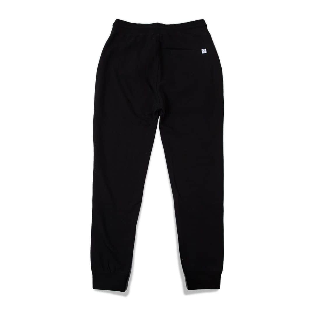 ビリオネア・ボーイズ・クラブさんのインスタグラム写真 - (ビリオネア・ボーイズ・クラブInstagram)「. BILLIONAIRE BOYS CLUB BB LARGE ASTRO SWEATPANTS . Available at BILLIONAIRE BOYS CLUB / ICECREAM SHIBUYA PARCO , TOKYO & ONLINE STORE. . . BILLIONAIRE BOYS CLUB / ICECREAM SHIBUYA PARCO 〒150-0042 東京都渋谷区宇田川町15番1号 渋谷PARCO 3F TEL：03-5422-3552 . BILLIONAIRE BOYS CLUB / ICECREAM TOKYO 〒150-0001 東京都渋谷区神宮前4-25-1 ライサ1F-C TEL：03-5770-0018 . BILLIONAIRE BOYS CLUB / ICECREAM ONLINE STORE http://billionaireboysclub-store.jp . . ※店舗により一部お取り扱いがない場合がございますので各店舗へご確認いただきご来店ください。」2月26日 17時48分 - bbcicecream_jp