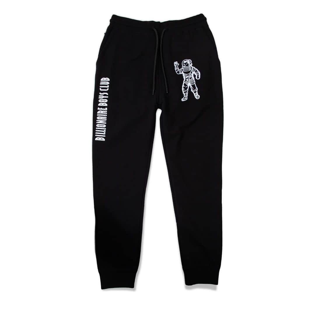 ビリオネア・ボーイズ・クラブさんのインスタグラム写真 - (ビリオネア・ボーイズ・クラブInstagram)「. BILLIONAIRE BOYS CLUB BB LARGE ASTRO SWEATPANTS . Available at BILLIONAIRE BOYS CLUB / ICECREAM SHIBUYA PARCO , TOKYO & ONLINE STORE. . . BILLIONAIRE BOYS CLUB / ICECREAM SHIBUYA PARCO 〒150-0042 東京都渋谷区宇田川町15番1号 渋谷PARCO 3F TEL：03-5422-3552 . BILLIONAIRE BOYS CLUB / ICECREAM TOKYO 〒150-0001 東京都渋谷区神宮前4-25-1 ライサ1F-C TEL：03-5770-0018 . BILLIONAIRE BOYS CLUB / ICECREAM ONLINE STORE http://billionaireboysclub-store.jp . . ※店舗により一部お取り扱いがない場合がございますので各店舗へご確認いただきご来店ください。」2月26日 17時48分 - bbcicecream_jp