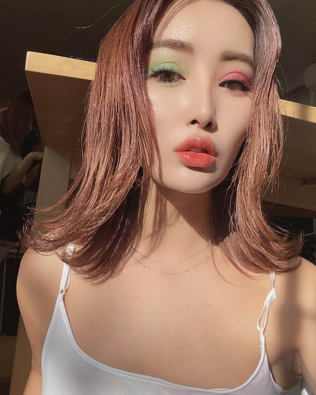 一条ありささんのインスタグラム写真 - (一条ありさInstagram)「💚green and pink make💗 new hair💇‍♀️  I feel like spring♡  @aneageha   #shooting #makeup #make #magazine #一条ありさ #model #japan #green #pink #姉ageha #春ですね🌸」2月26日 17時48分 - arisa_ichijou