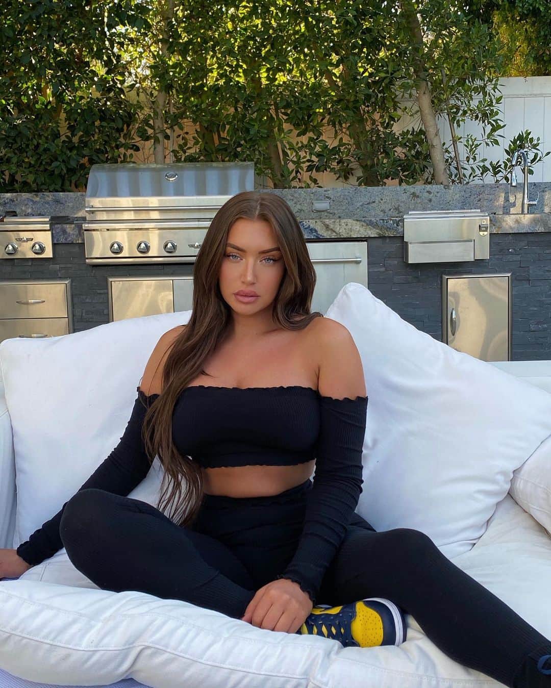Anastasia Karanikolaouのインスタグラム：「wishin u the best luv xx @fashionnova」