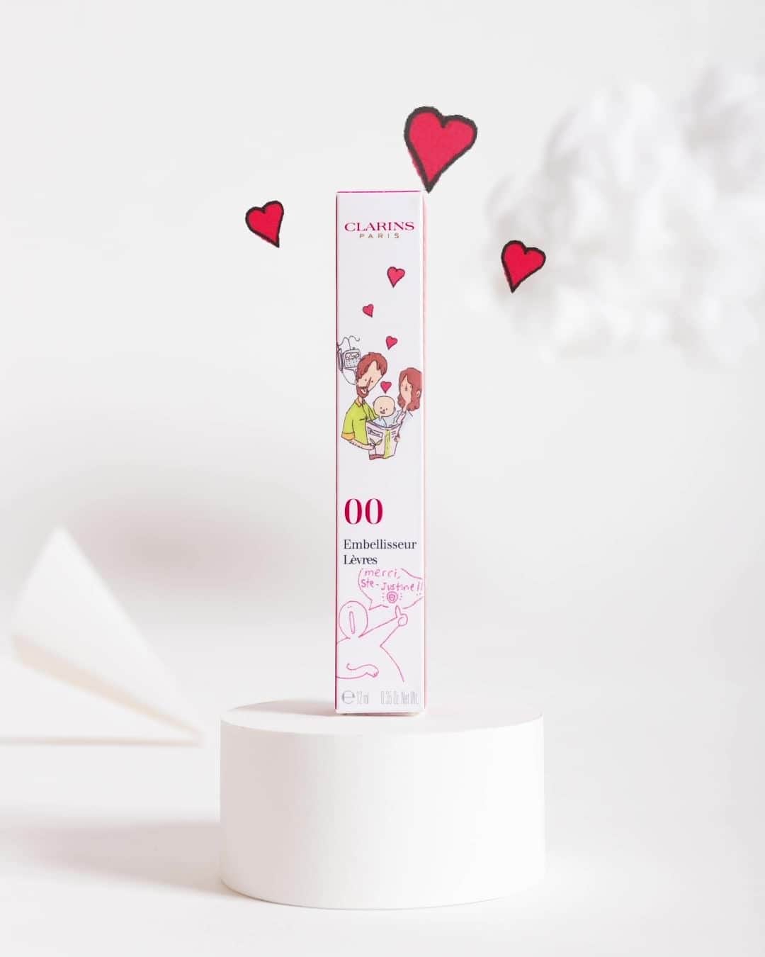 Clarins Canadaのインスタグラム：「We are beyond excited to announce that the 15th edition of the Mois des Câlins de Sainte-Justine has officially launched. You can finally get your hands on the ''Rose Câlins'' Natural Lip Perfector. For each unit sold exclusively at @pjcjeancoutu, $10 will be donated to @fondation_saintejustine in order to provide the best possible care for children of @chusaintejustine. Hurry, quantities are limited!❤️⁣ __________⁣ C’est avec grand plaisir que nous vous annonçons que la 15e édition du Mois des Câlins de Sainte-Justine est officiellement lancée. Vous pouvez donc enfin vous procurer votre Embellisseur Lèvres « Rose Câlins » ! Pour chaque unité vendue exclusivement chez @pjcjeancoutu, 10 $ seront remis à la @fondation_saintejustine afin d'offrir de meilleurs soins aux enfants de @chustejustine. Faites vite, les quantités sont limitées !❤️⁣ .⁣ .⁣ .⁣ #Clarins #MoisdesCalins #FondationChuSainteJustine #JeanCoutu」