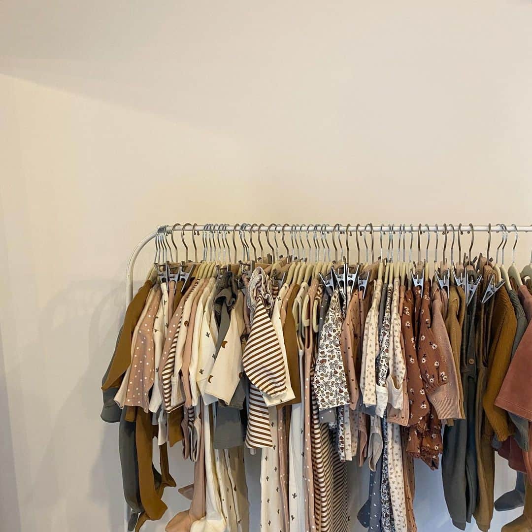 のインスタグラム：「🧸🧸🧸#quincymae#ryleeandcru ・ ・ ・ Rylee+ Cru / QUINCY MAE21AW展示会へ👧👩‍🦰💛 （今回もかわいかった〜🤤💭） ・ @asuka__ishikawa さん いつも『暴走王&破壊王👧←』のお相手 ありがとうございます😂🙏💓」