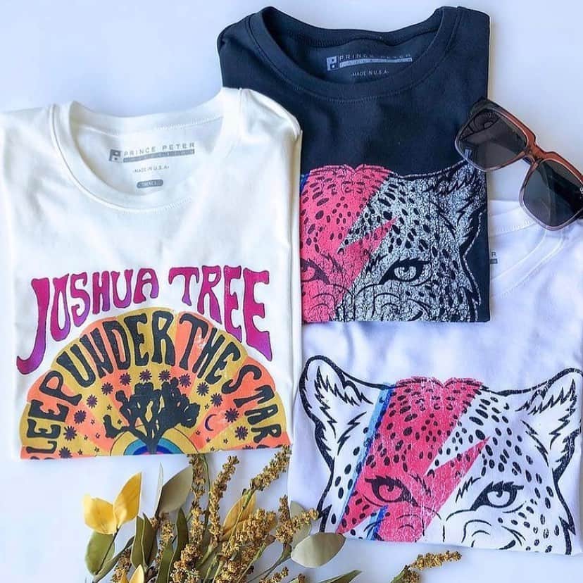 プリンス ピーターのインスタグラム：「💥Poppin’ Graphic Tees, click link in pic to SHOP or find at @westbayshowroom! 💥」