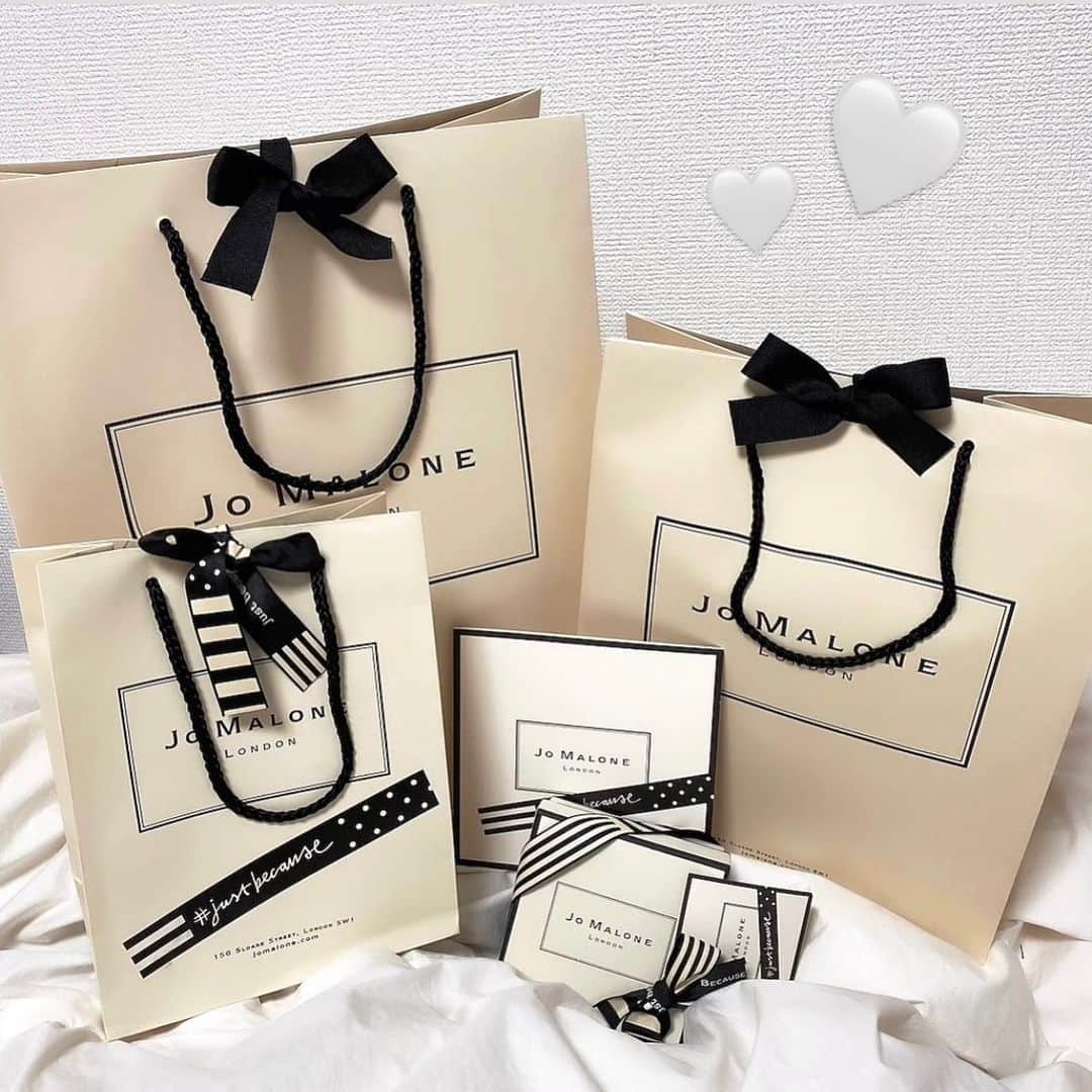 木田絵里香のインスタグラム：「. 𝐓𝐨 𝐭𝐡𝐨𝐬𝐞 𝐰𝐡𝐨 𝐭𝐨𝐨𝐤 𝐜𝐚𝐫𝐞 𝐨𝐟 𝐦𝐞🕊🎁 . #🤍」