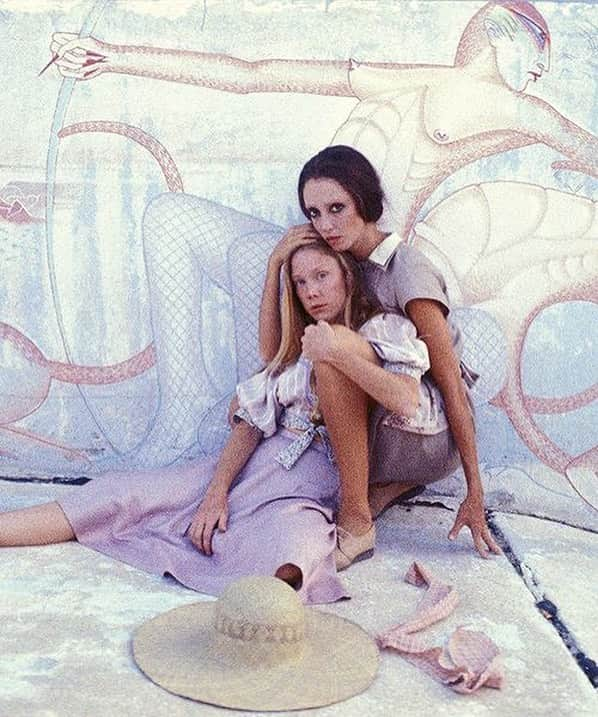 大森美希さんのインスタグラム写真 - (大森美希Instagram)「Today’s film “3 Women” by Robert Altman, starring Shelly Duvall, Sissy Spacek and Janice Rule (1977)  今日の映画『三人の女』(1977年) ロバート・アルトマン監督、シェリー・デュヴァル、シシー・スペイセク、ジャニス・ルール出演  #今日の映画 #三人の女 #ロバートアルトマン #アメリカ映画 #70年代映画 #洋画 #シネマ #映画 #映画鑑賞 #前衛映画 #シェリーデュヴァル #シシースペイセク #ジャニスルール #todaysfilm #movie #threewomen #3women #robertaltman #film #cinema #american #avantgardedrama #70smovies #shellyduvall #sissyspacek #janicerule」2月26日 13時32分 - mikiomori_