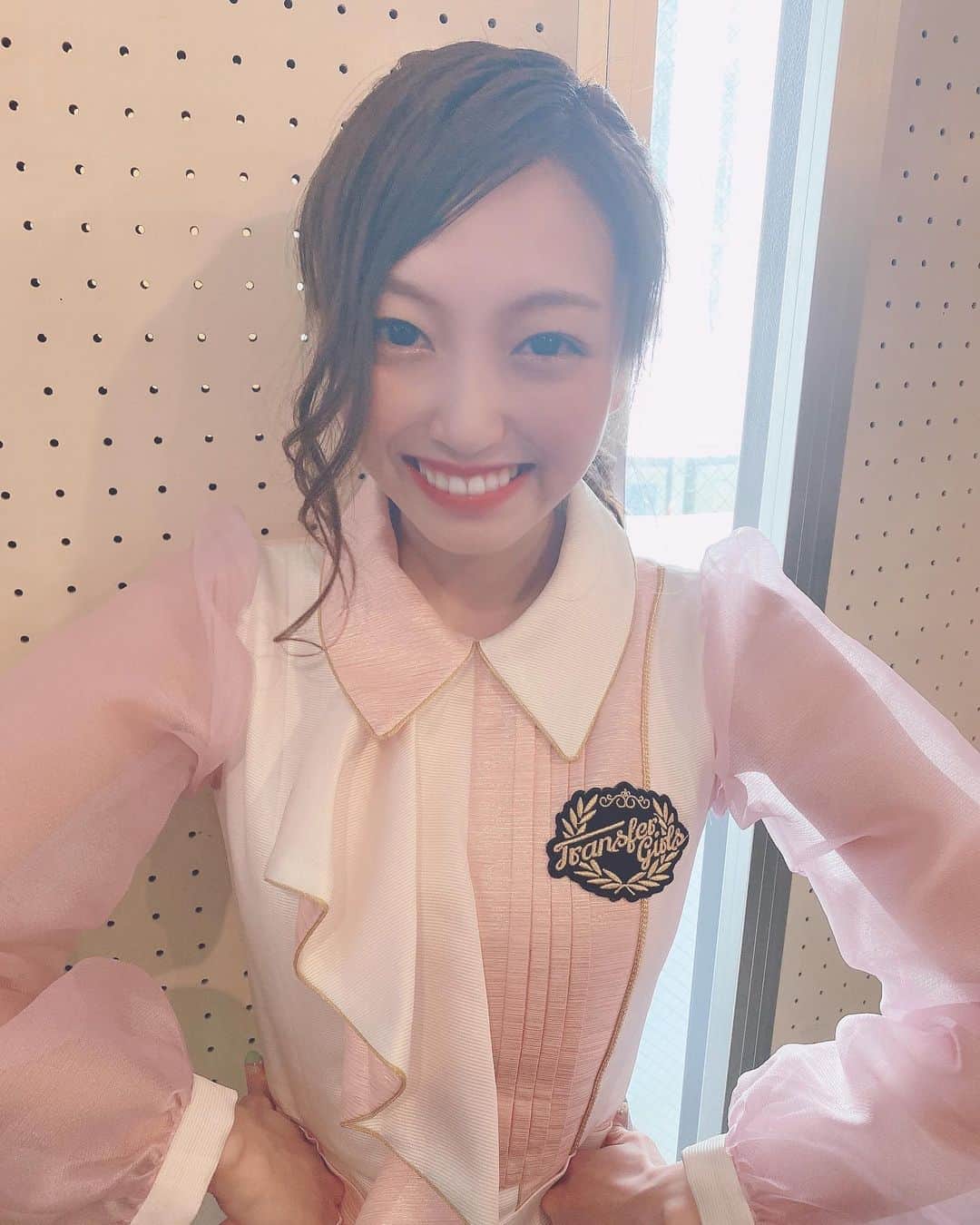松井さやかのインスタグラム：「たくさん笑ってたいというお気持ち👐  #ハッシュタグ 難しくて何つけていいかわかんないから誰か教えて🐱」