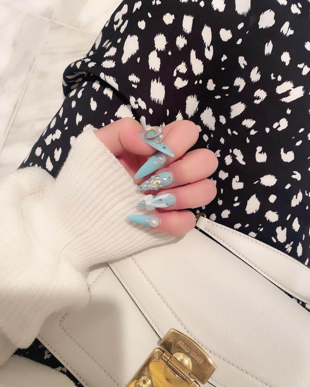 伊藤桃々さんのインスタグラム写真 - (伊藤桃々Instagram)「#newnail」2月26日 15時43分 - __peachstagram__