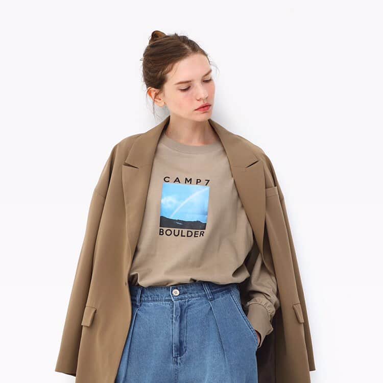 Right-onのインスタグラム：「○アウトドア気分なプリント○﻿ ﻿ 人気継続中のアウトドアスタイルを﻿ CAMP7のプリントTシャツで﻿ 気軽に取り入れられます！﻿ ﻿ ﻿ 【women's】﻿ ﻿ ▽フォトプリントロンT﻿ 品番:CP4202432002﻿ 価格:¥4,000＋TAX﻿ ﻿ #righton #right_on #ライトオン ﻿ #2021#newcollection﻿  #bottom #tops #COLLECTION﻿ #fashion」