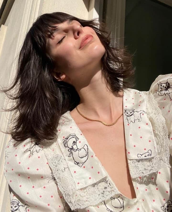 ポール&ジョーさんのインスタグラム写真 - (ポール&ジョーInstagram)「Chasing the vitamin D ☀️ ⁠ The beautiful @justinesoranzo is wearing our MARINA silk dress from our new Spring Summer 21 collection, now online!⁠ -⁠ #Paulandjoe #SS21 #Spring #Summer #Sun #Dress #Vitamin #New #Paris #Fashion #Mode」2月27日 2時14分 - paulandjoeparis